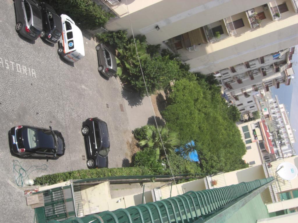 Hotel Astoria Pompeji Kültér fotó